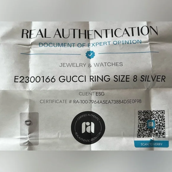 Gucci silver ring size 8 with COA unisex. Great Valentine’s Day gift.